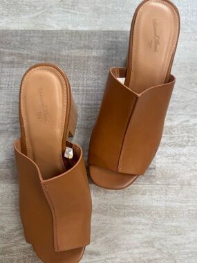 Vintage threads Tan Leather Open-Toe Mule